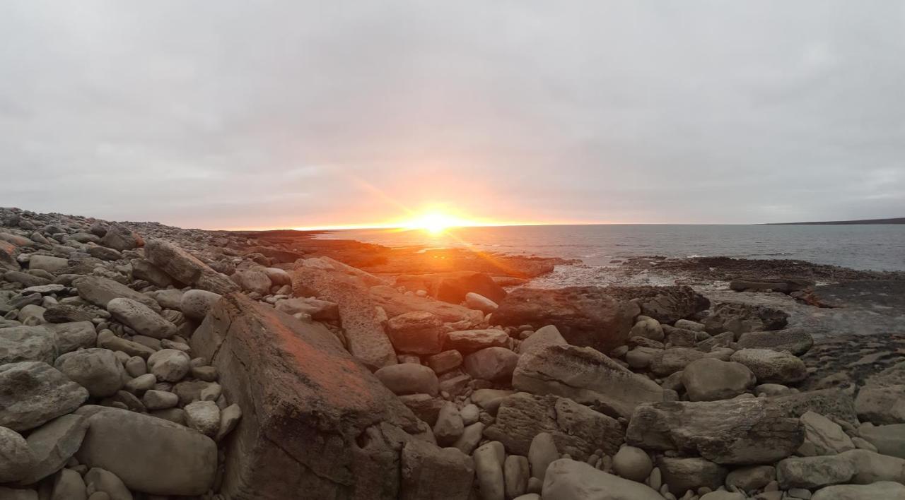 Lios Einne House Accommodation Inisheer Exterior photo